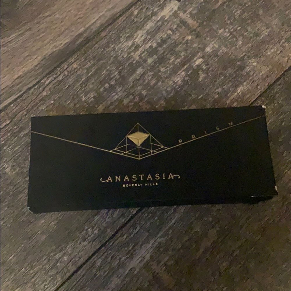 Anastasia Beverly Hills prism palette